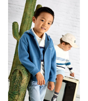 SUDADERA AZUL TEXTO CAPUCHA