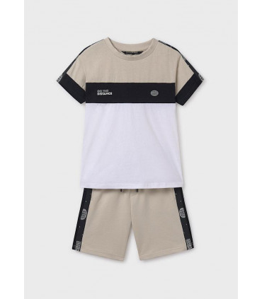 CONJUNTO BERMUDA Y CAMISETA BANDAS
