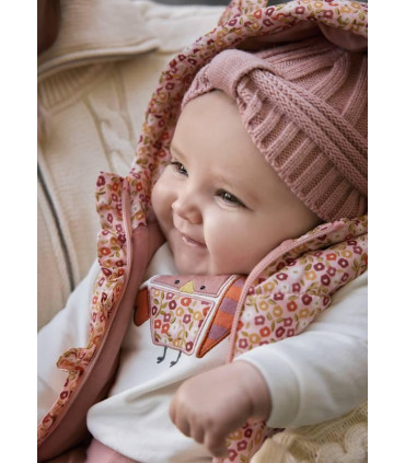 CHÁNDAL CON CHALECO ESTAMPADO