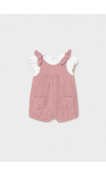 CONJUNTO PETO Y CAMISETA