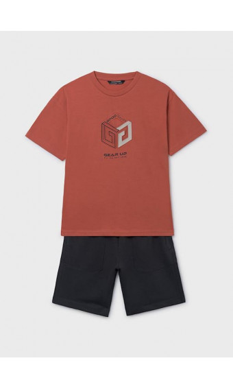 CONJUNTO BERMUDA Y CAMISETA RELIEVE